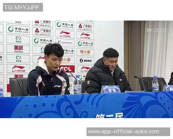 杜锋：进攻犹豫致上半场失魂末节雪藏斯隆因受伤