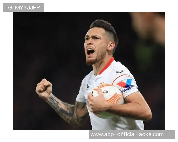 塞维利亚官方:谴责德比战球迷投掷物品行为,正配合警方调查 塞维利亚官方:谴责德比战球迷投掷物品行为,正配合警方调查