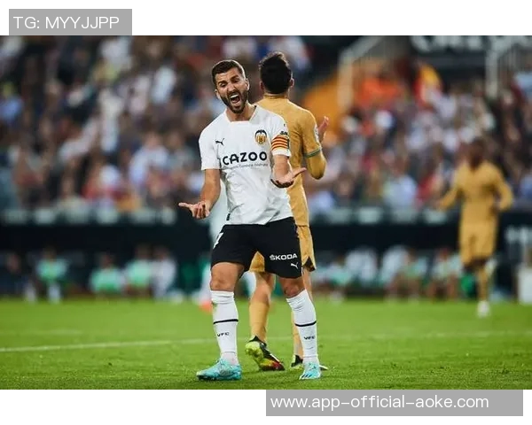 阿拉维斯vs瓦伦西亚:洪尼-奥托、优素福-恩里克斯首发,加亚、丹朱马出战 阿拉维斯vs瓦伦西亚:洪尼-奥托、优素福-恩里克斯首发,加亚、丹朱马出战