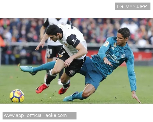 阿斯:加维伤情比官方公告的更为严重,对阵巴黎复出更为现实 阿斯:加维伤情比官方公告的更为严重,对阵巴黎复出更为现实